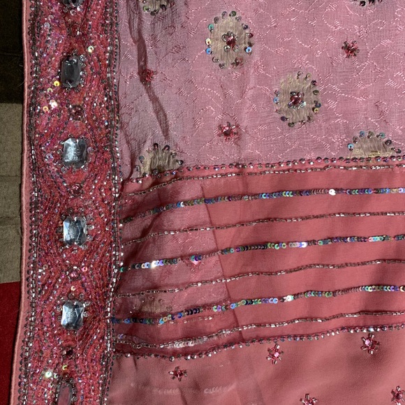 Saree - Picture 3 of 8